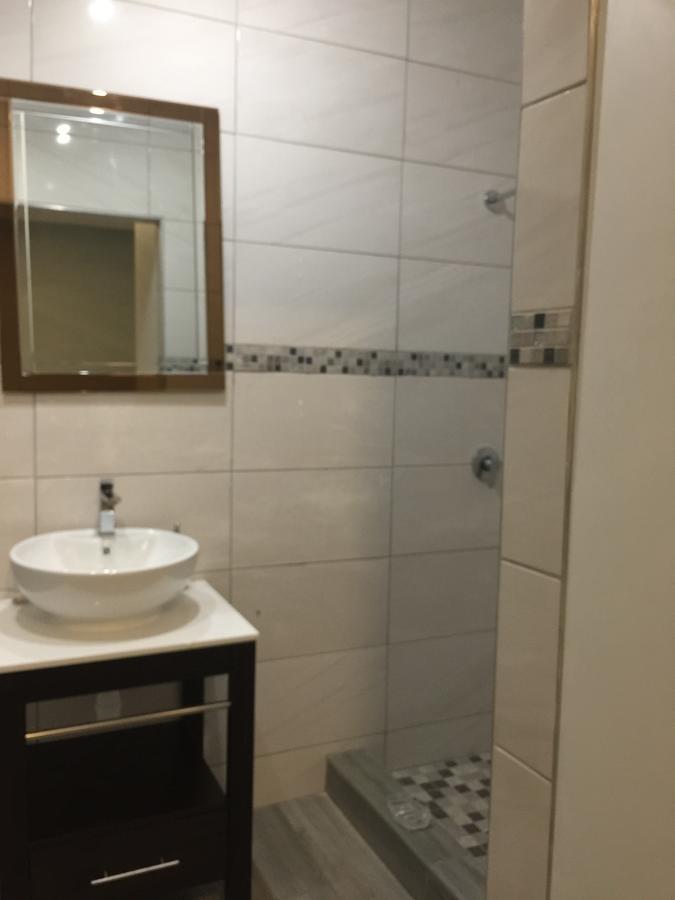 Coco Palm Bed&Breakfast Windhoek Esterno foto