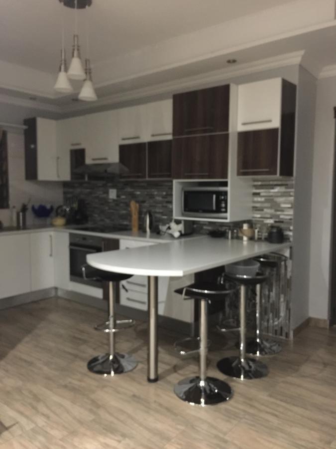 Coco Palm Bed&Breakfast Windhoek Esterno foto